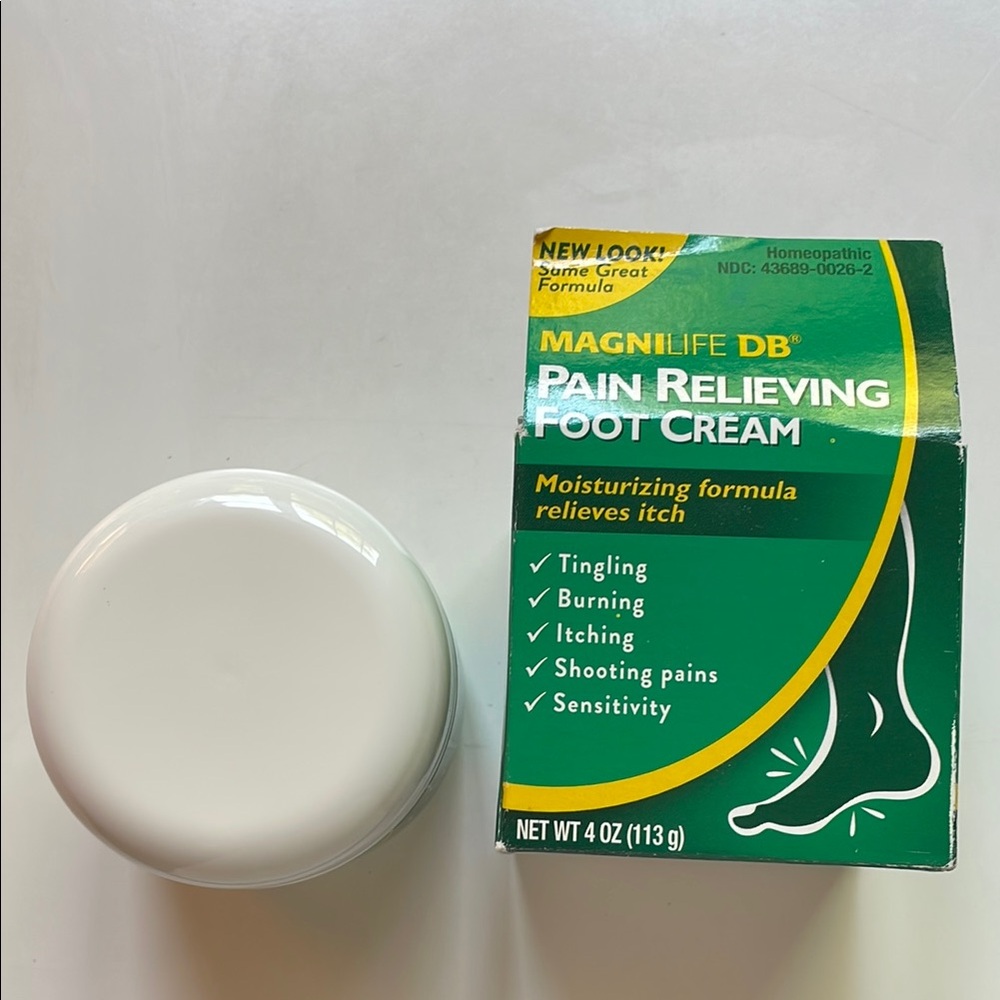 NIB Magnilife DB Pain Relieving Foot Cream
